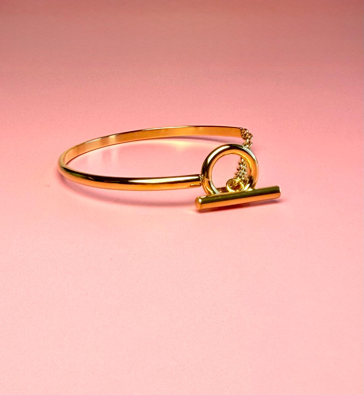 BRAZALETE LISO CON CADENA Y BROCHE T 19CM/3MM