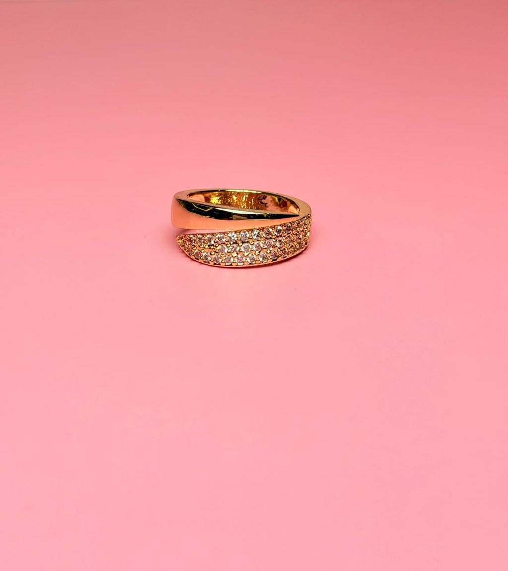 ANILLO AJUSTABLE CON DISEÑO GEOMETRICO ABIERTO