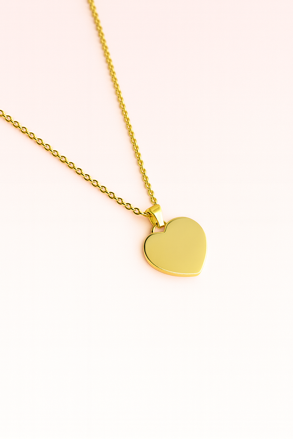 COLLAR CORAZON DORADO GRABADO