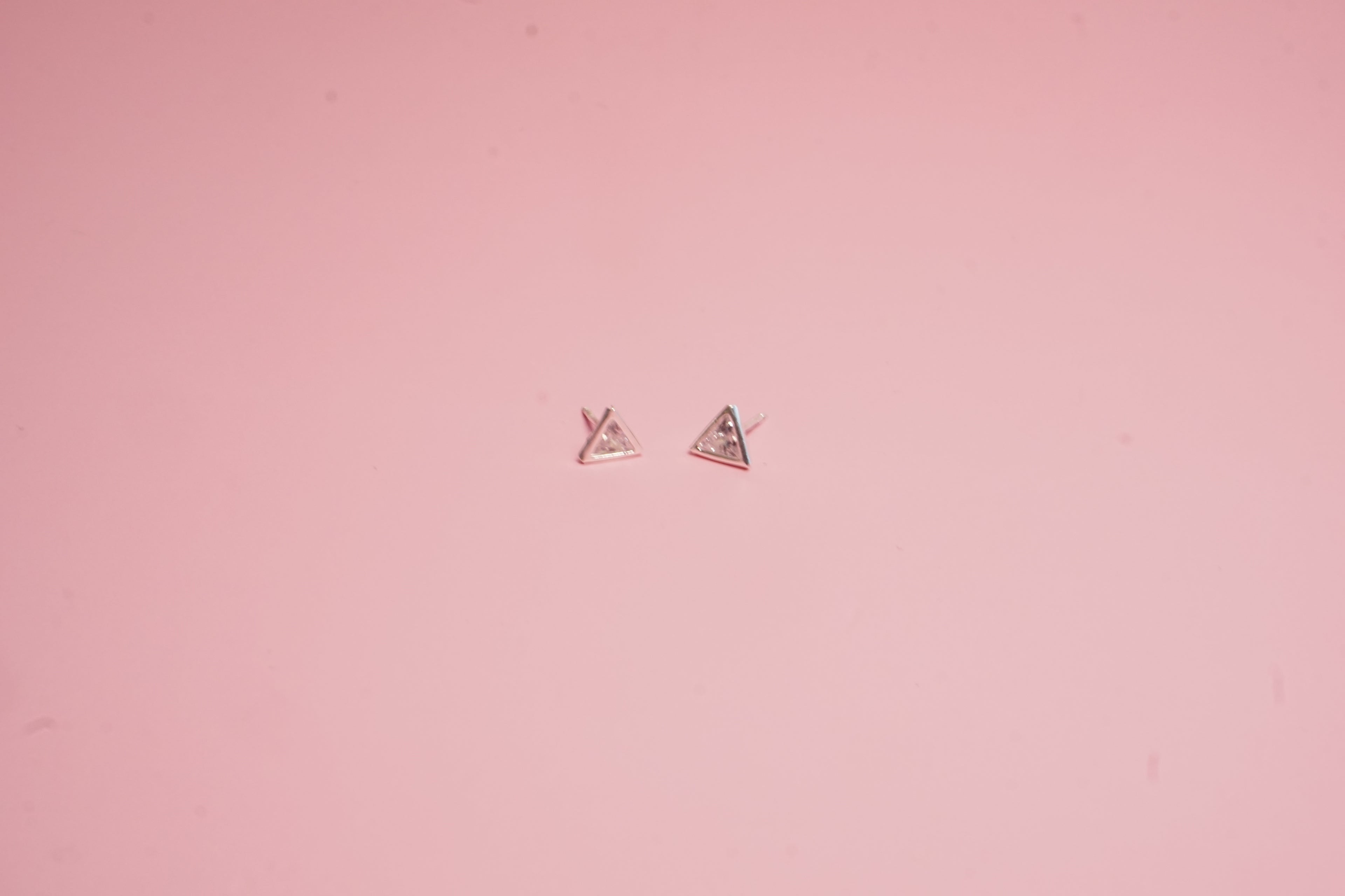 broquel triangulo plata .925