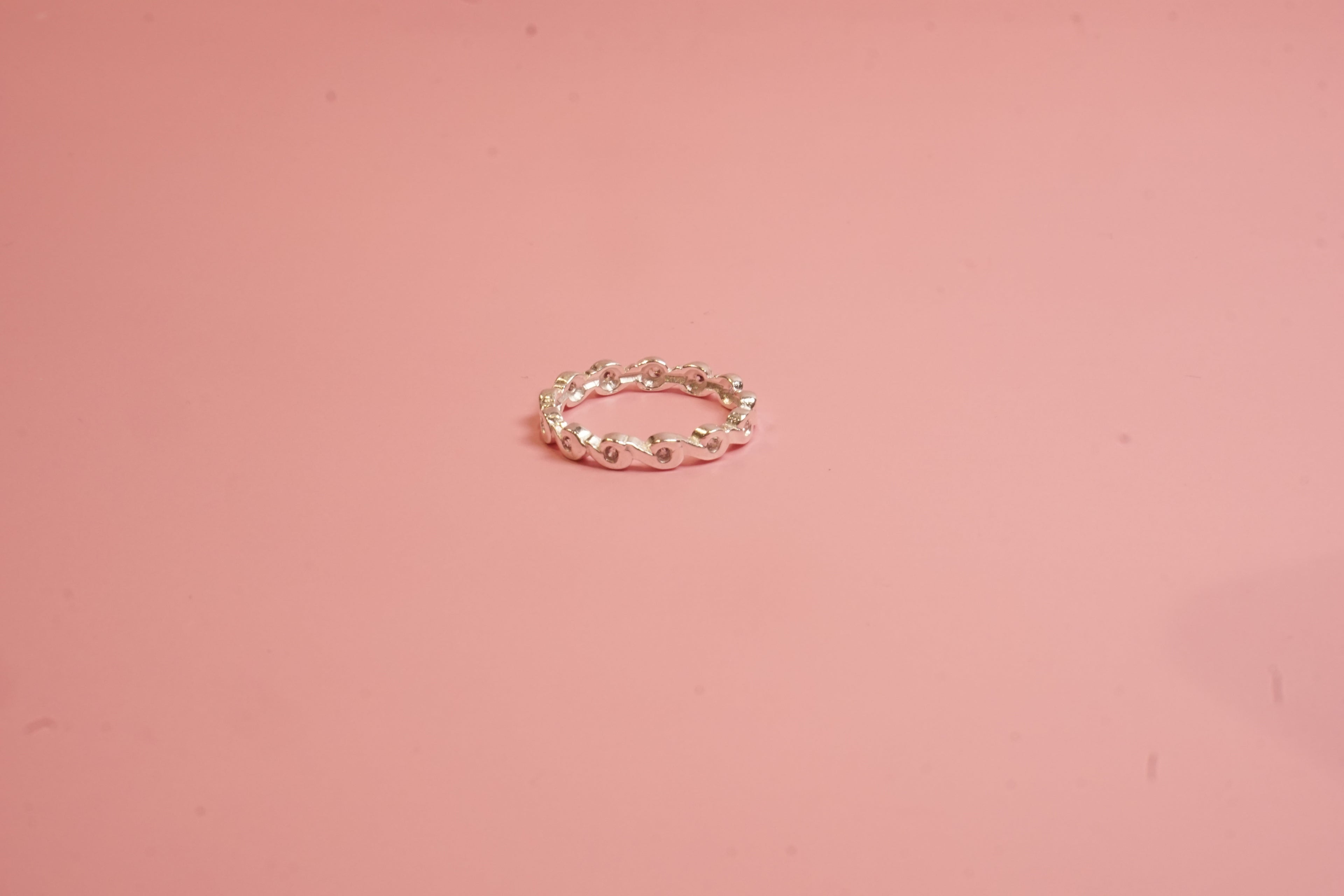 Anillo waves zirconia y plata .925