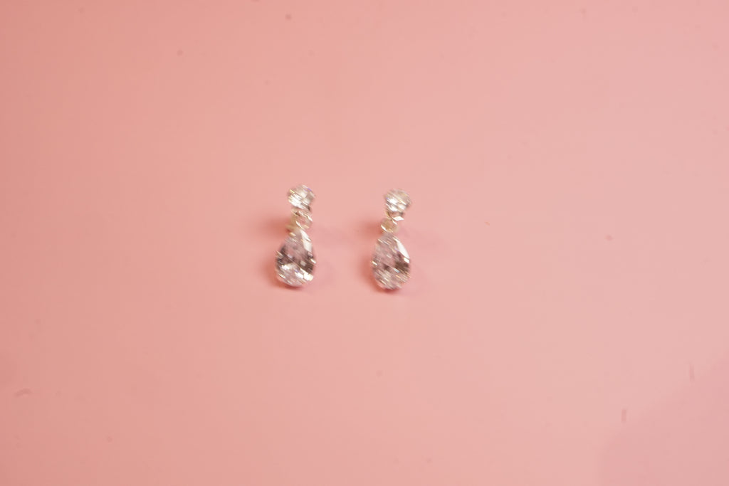 Aretes gota cristal y plata .925