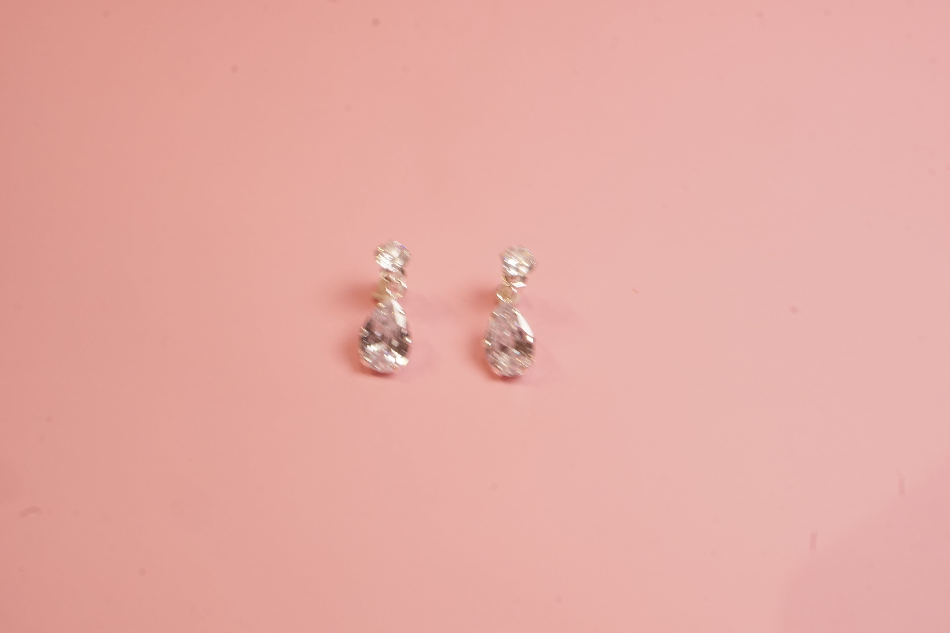 Aretes gota cristal y plata .925