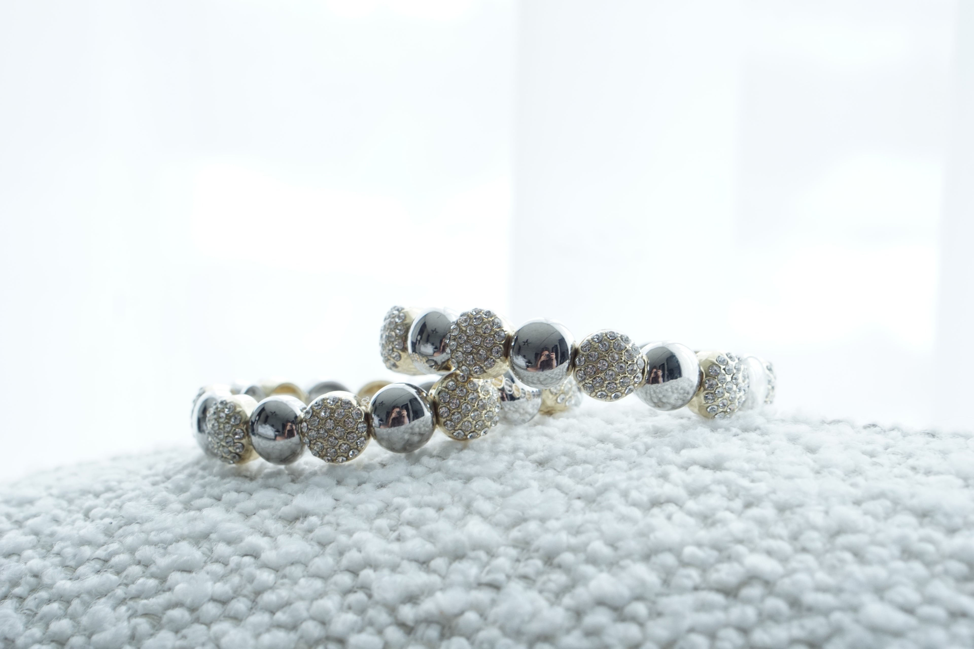 Pulsera esferasde oro combinada (Copia)