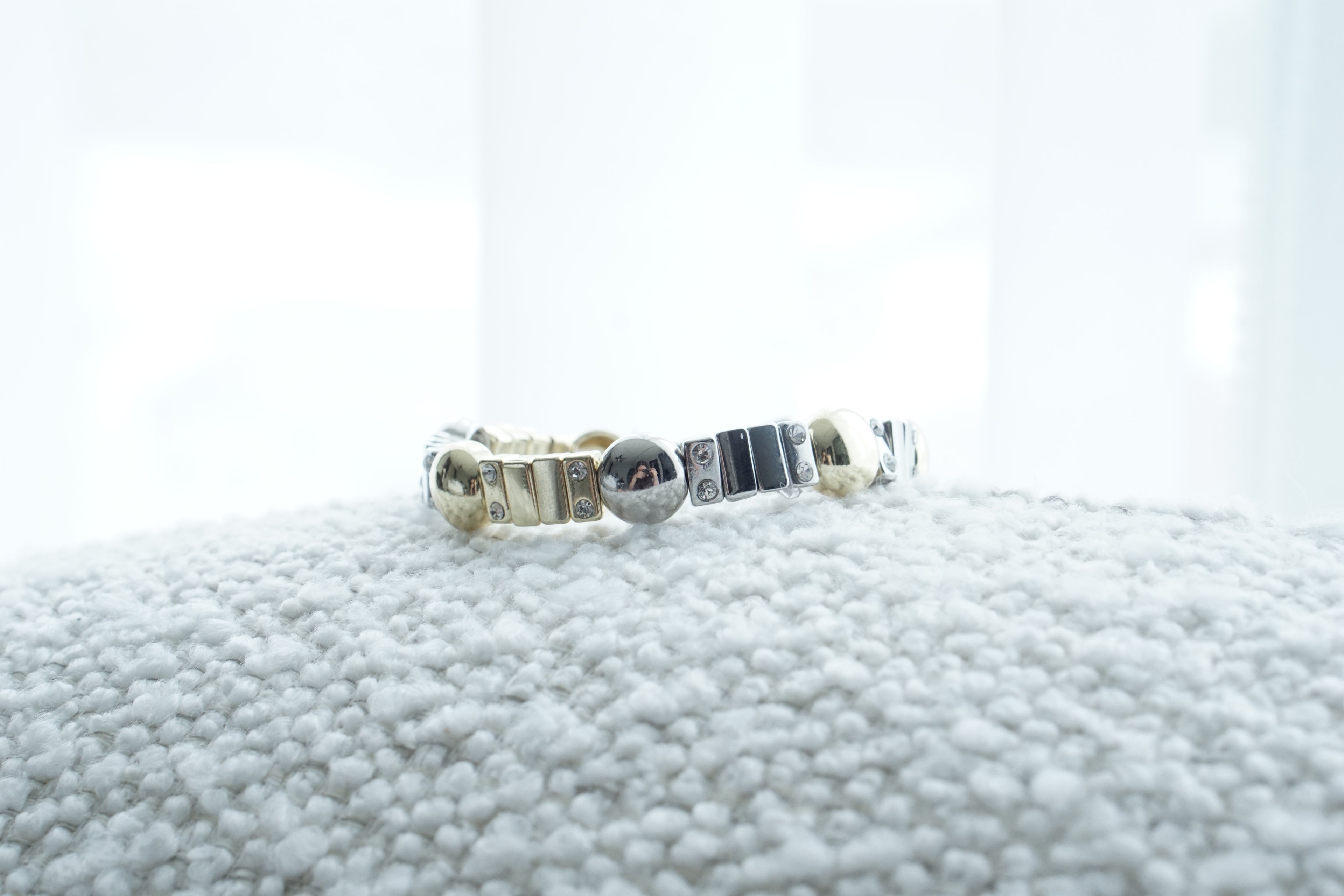 Pulsera esferas de oro combinada