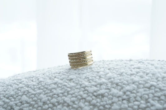 chunky golden ring