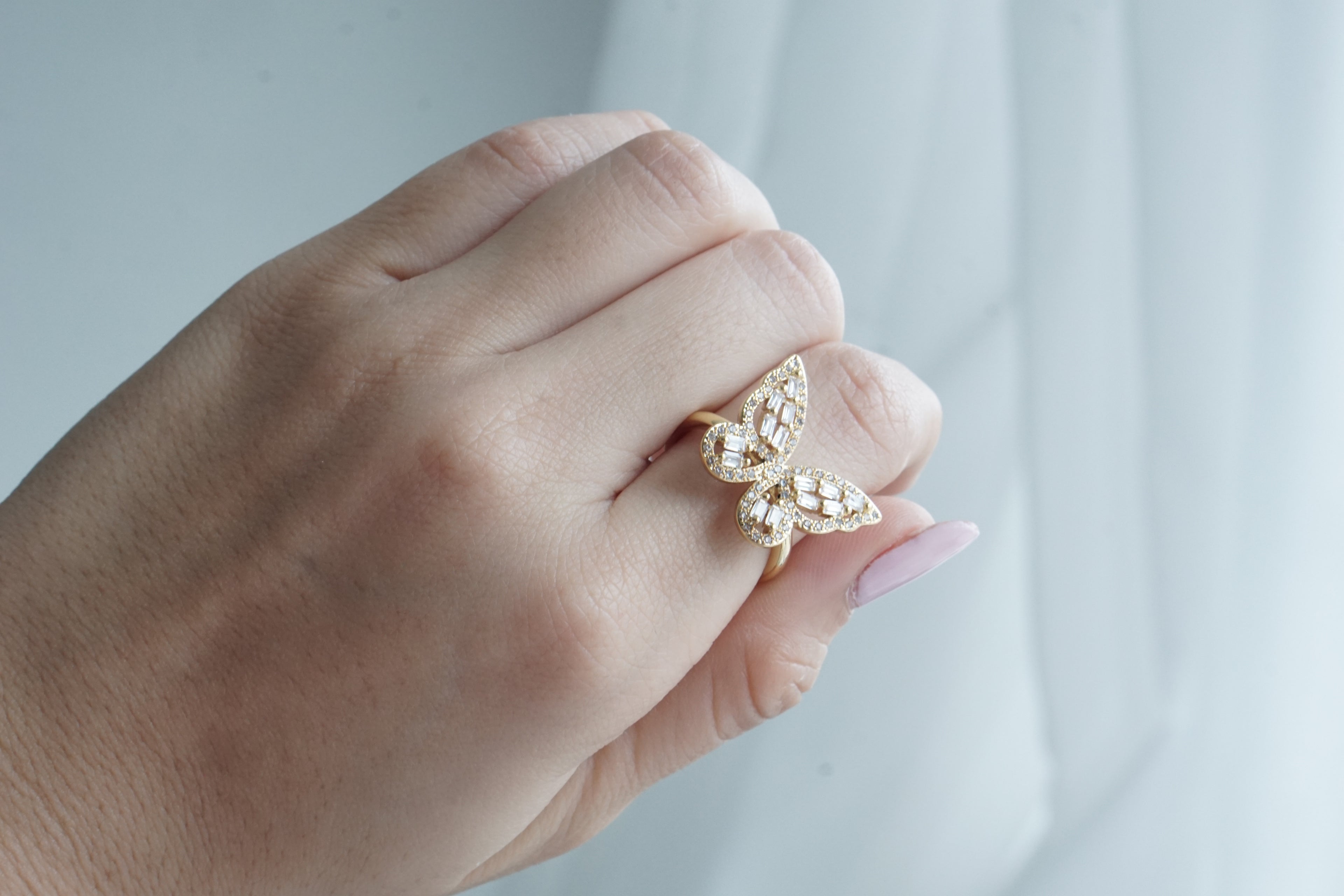 Anillo mariposa con zirconias
