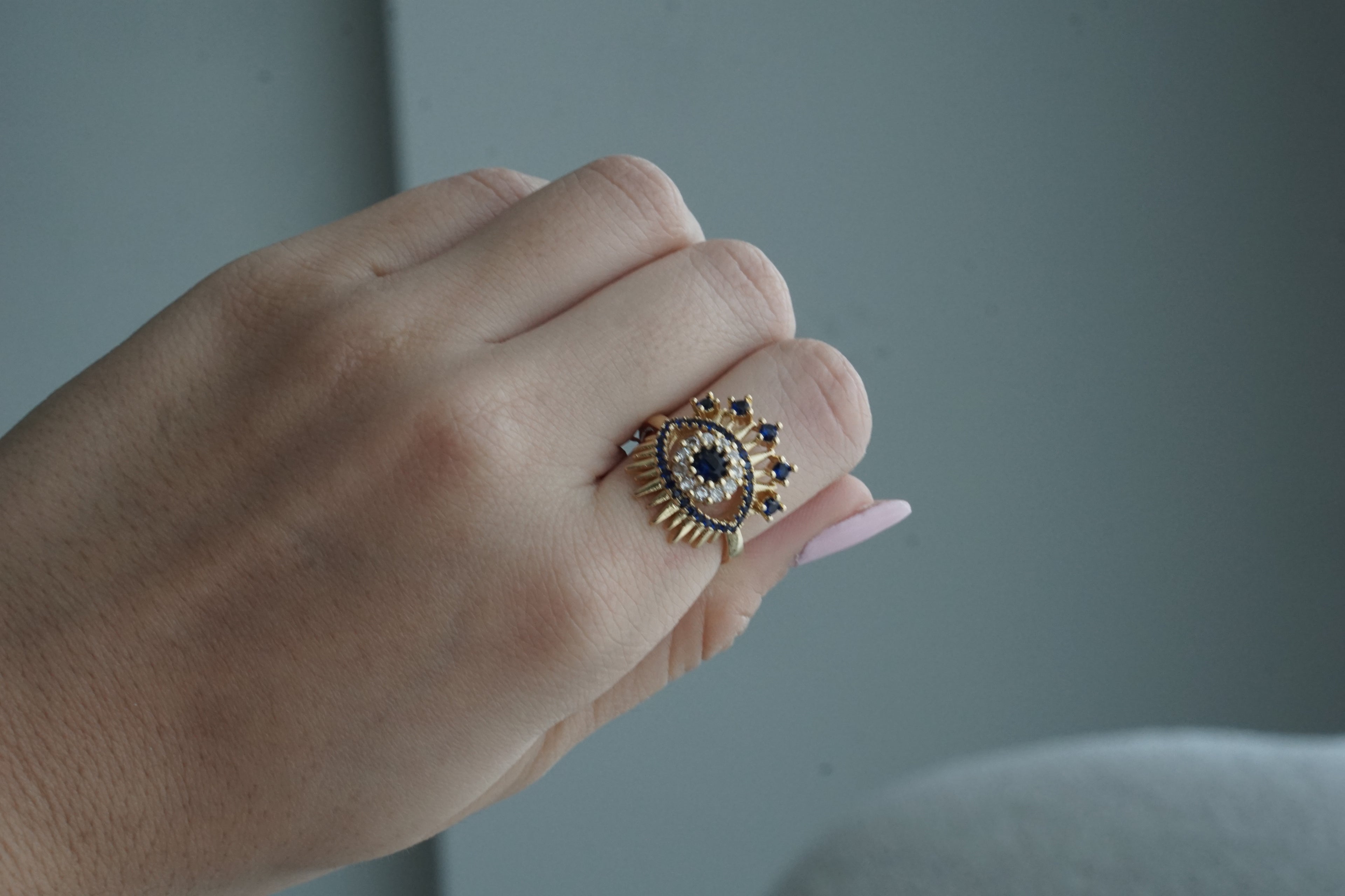 Anillo ojo turco azul con zirconias