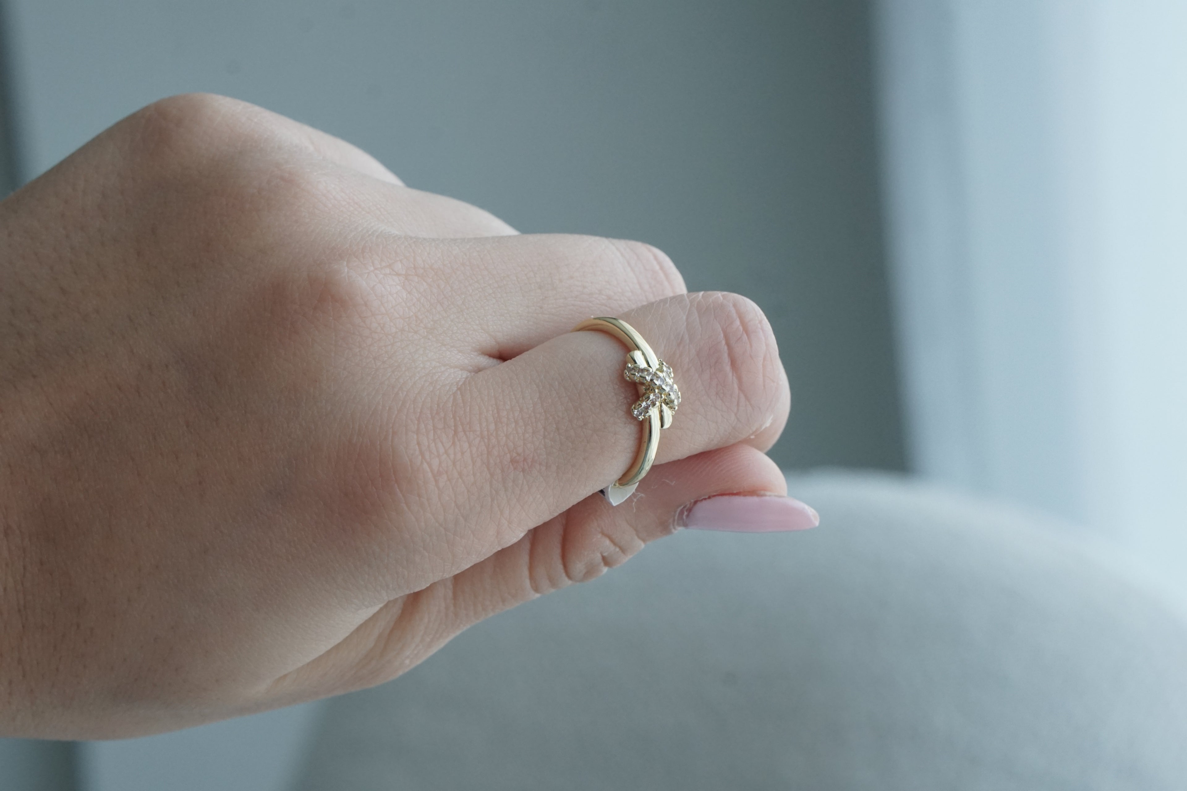 Anillo x lineas unidas zirconia