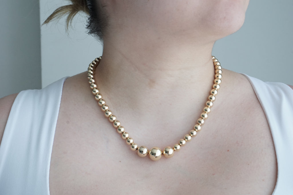 Asymmetrical Smooth Bead Necklace 42CM – 14K
