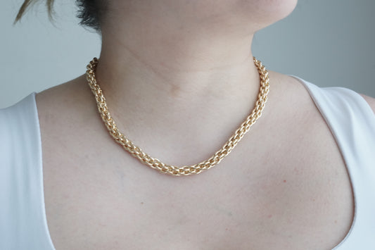 Interlinked Oval Link Chain – 14K