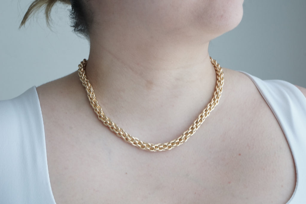 Interlinked Oval Link Chain – 14K