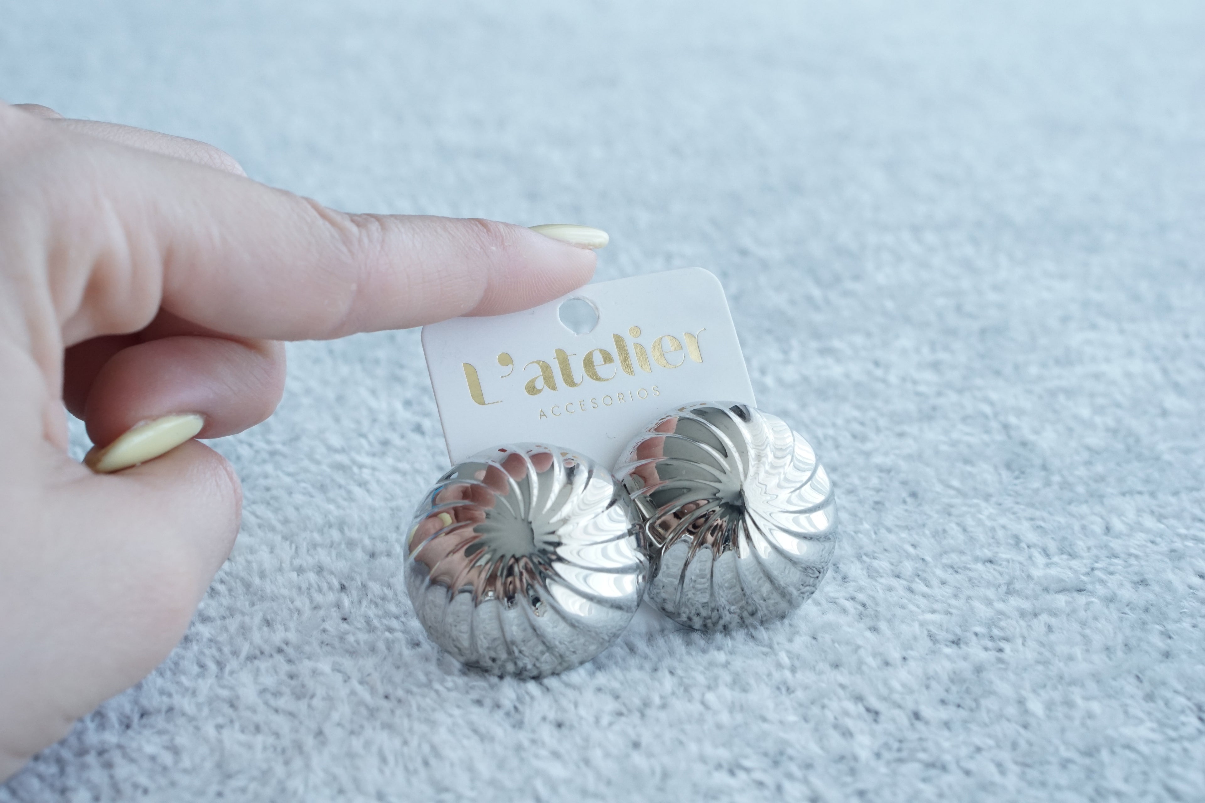 Sphere earring silver