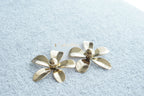 Aretes de flores