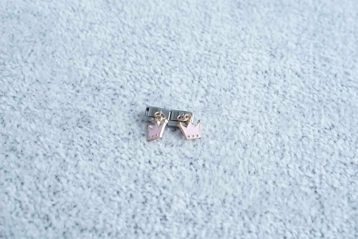 charm colgante corona