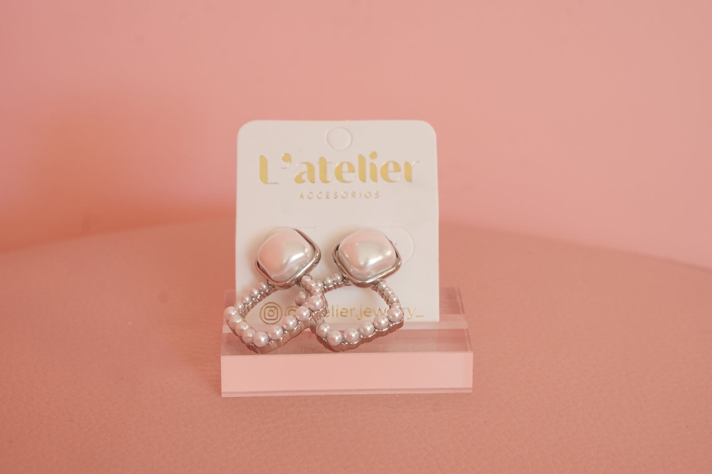 aretes perla cuadro acero inoxidable plateados