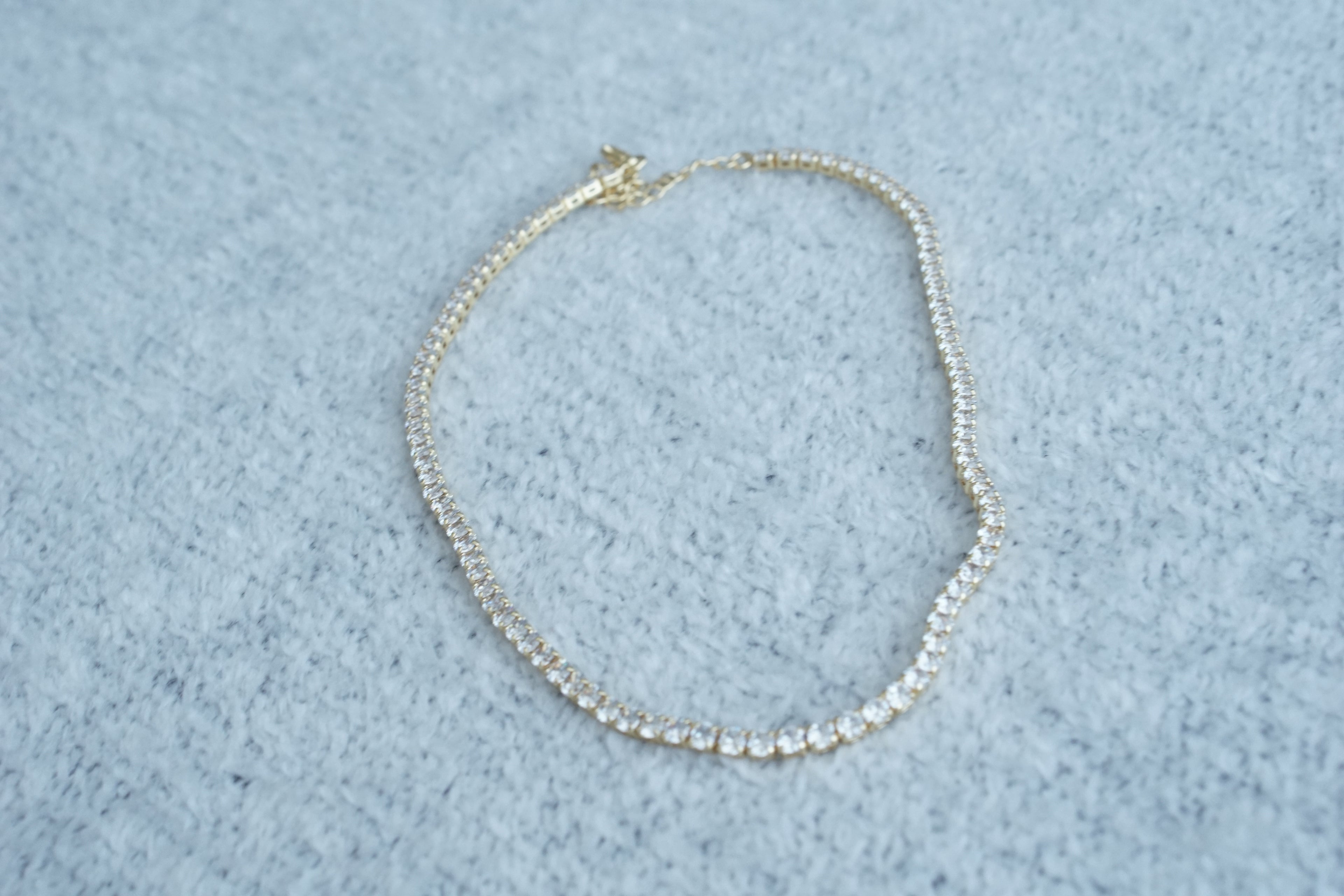 choker sencillo zirconias