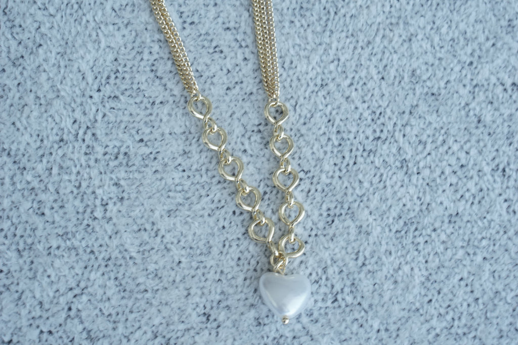 collar eslabon textura corazon  perla sintetica