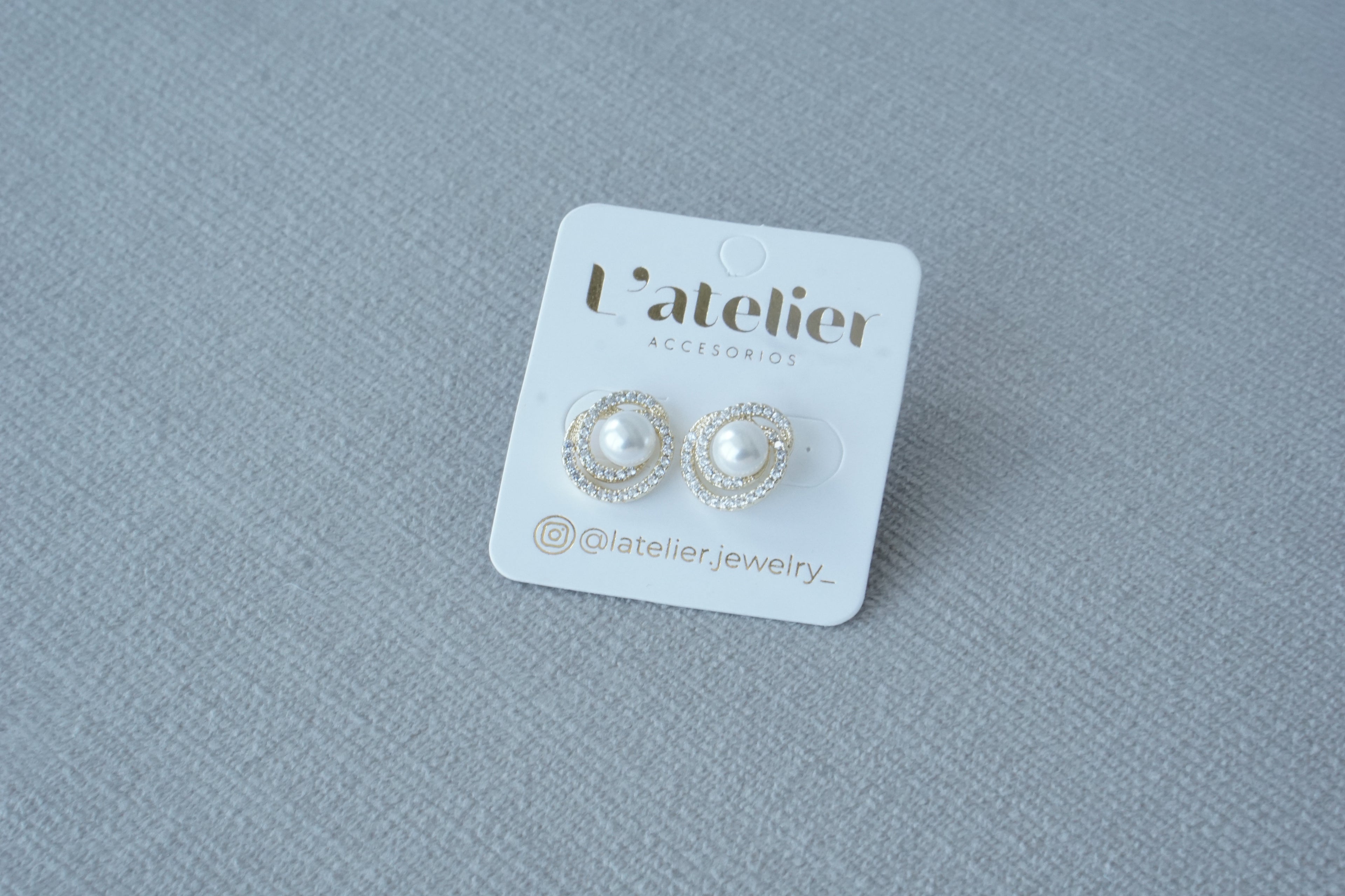 Aretes aro zirconia con perla