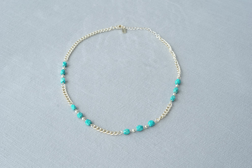 Collar eslabon dorado cuentas azul