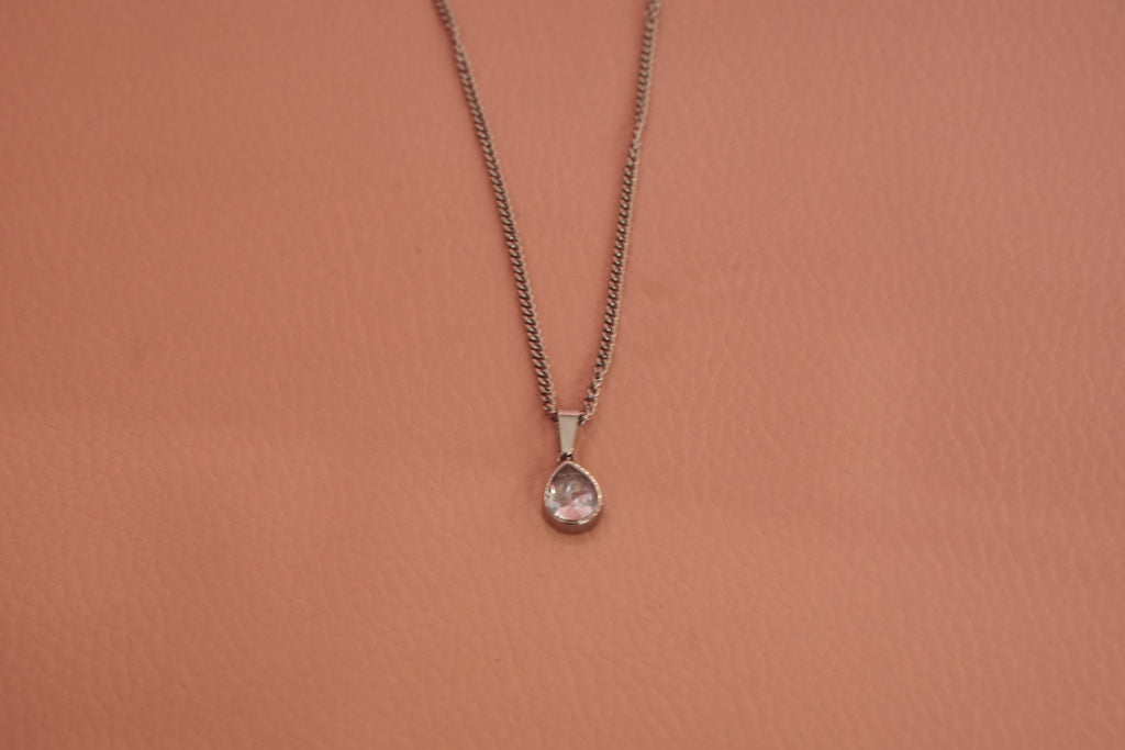 Collar con colgante de cristal en forma de gota, de acero inoxidable