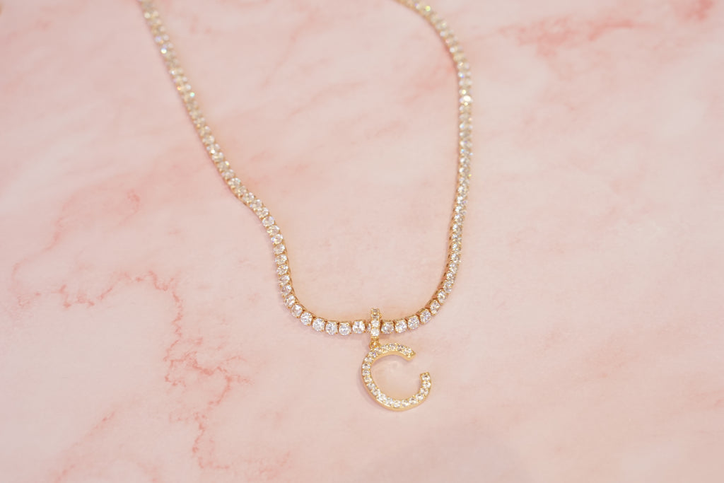 Collar inicial zirconia