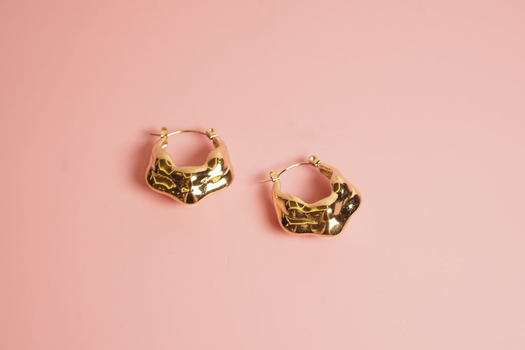 Arracada tipo canasta texturizada acero