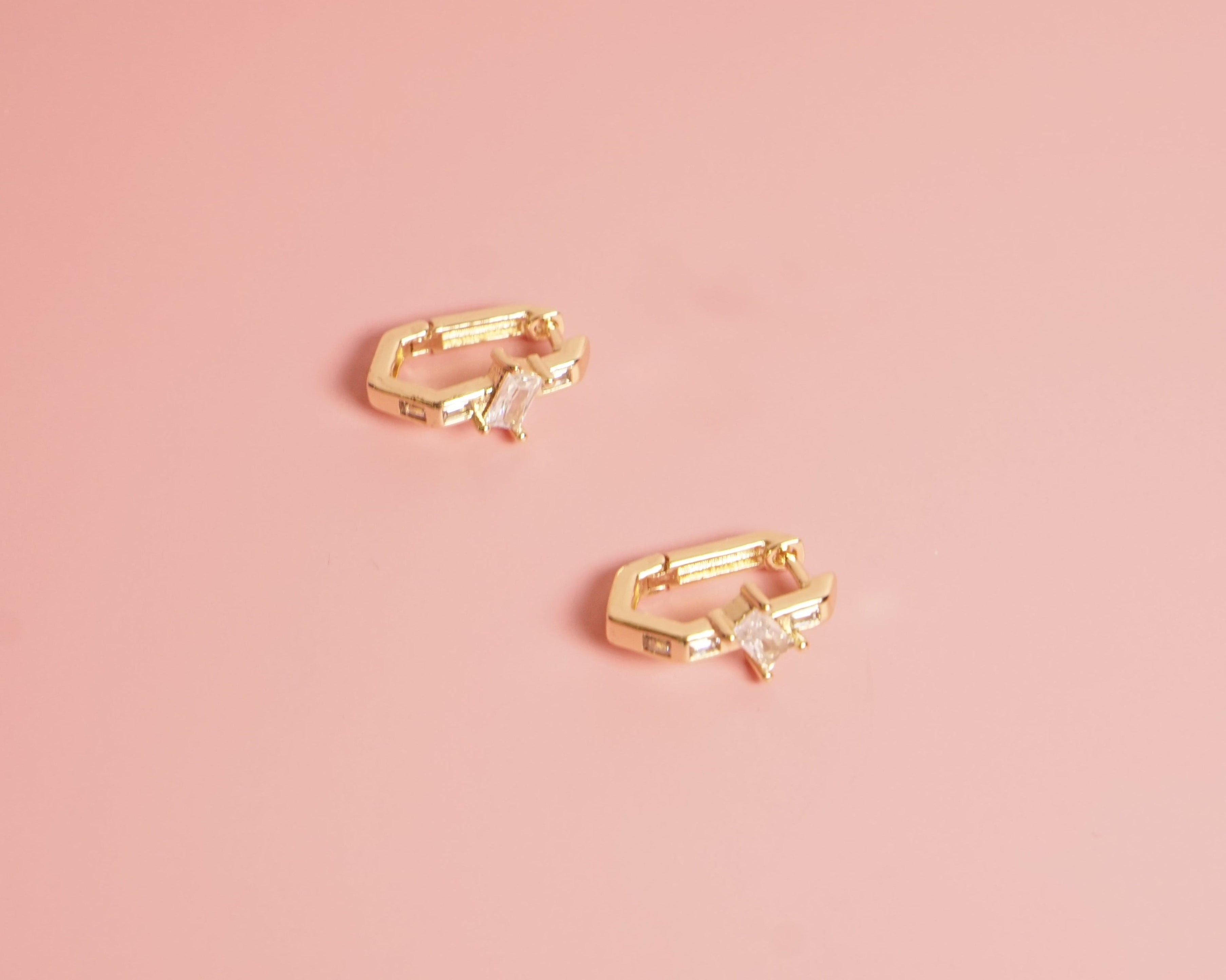 Arracada geometrica rectangular