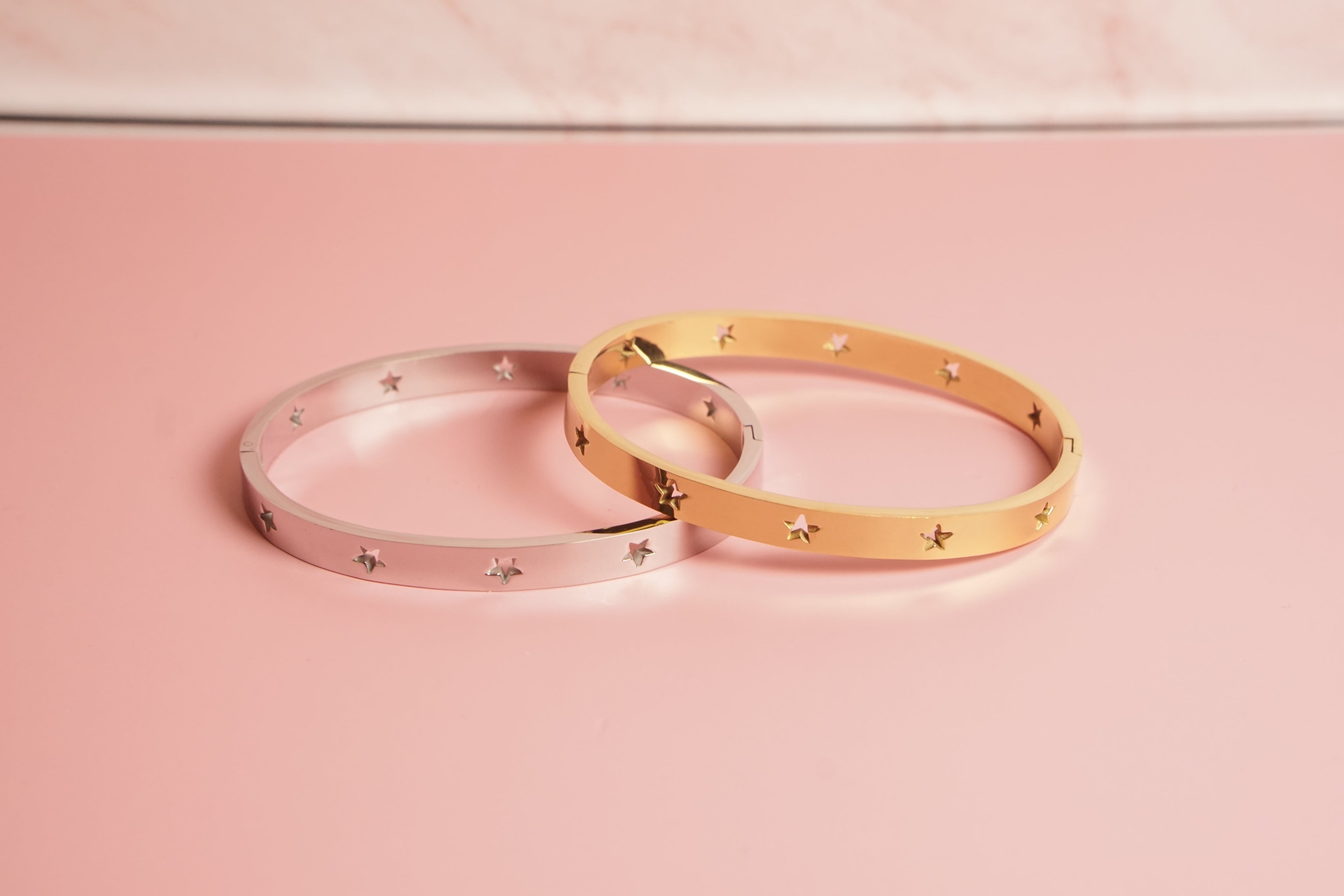 Pulsera acero inoxidable estrellas rigida