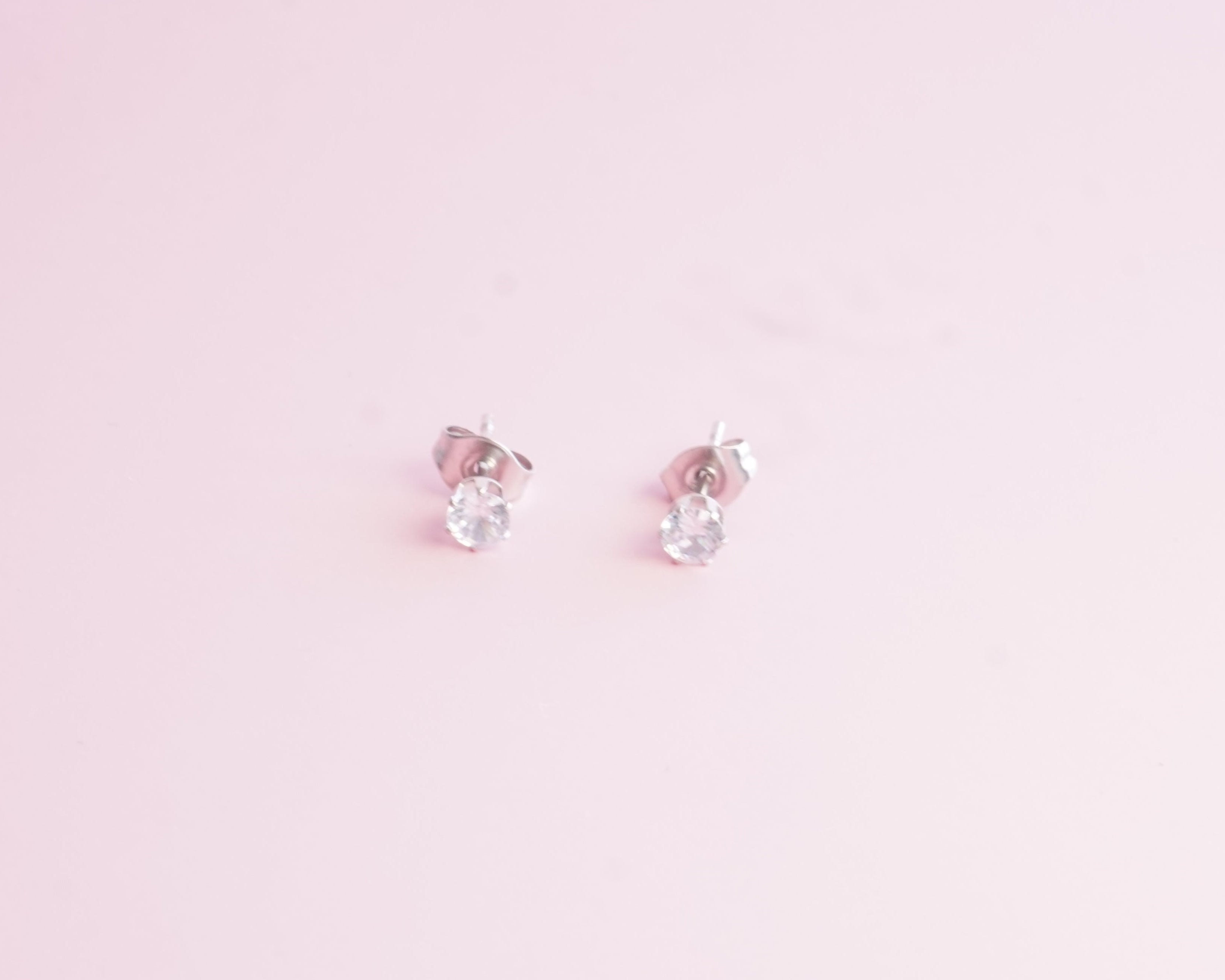 Broquel plateado acero