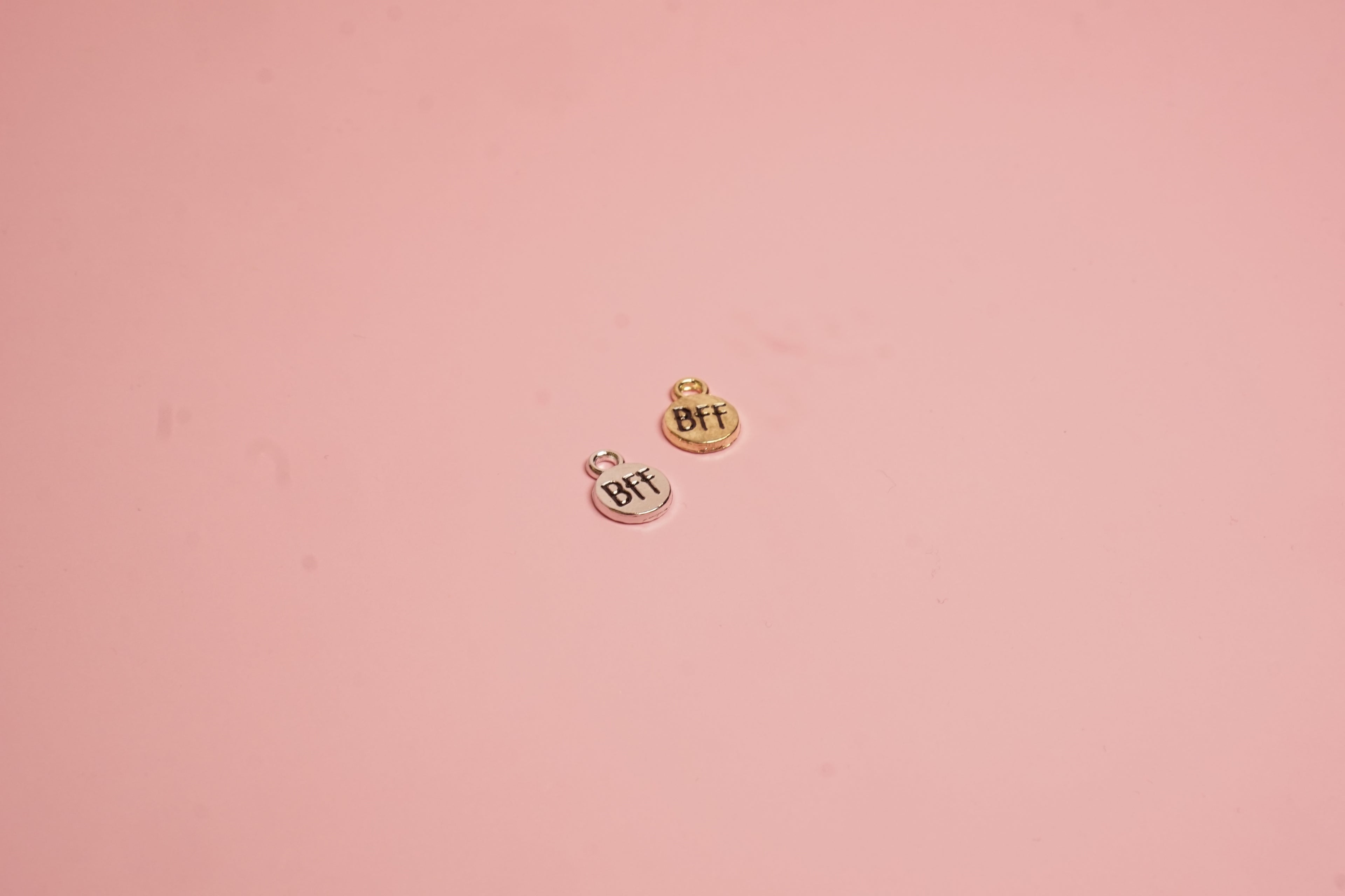 charm bff de aleacion