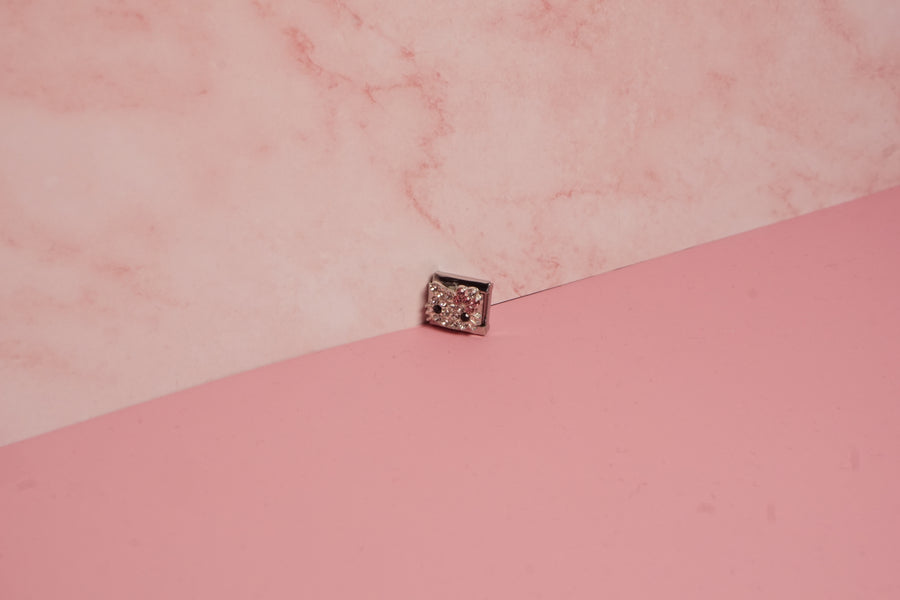 charm hello kitty