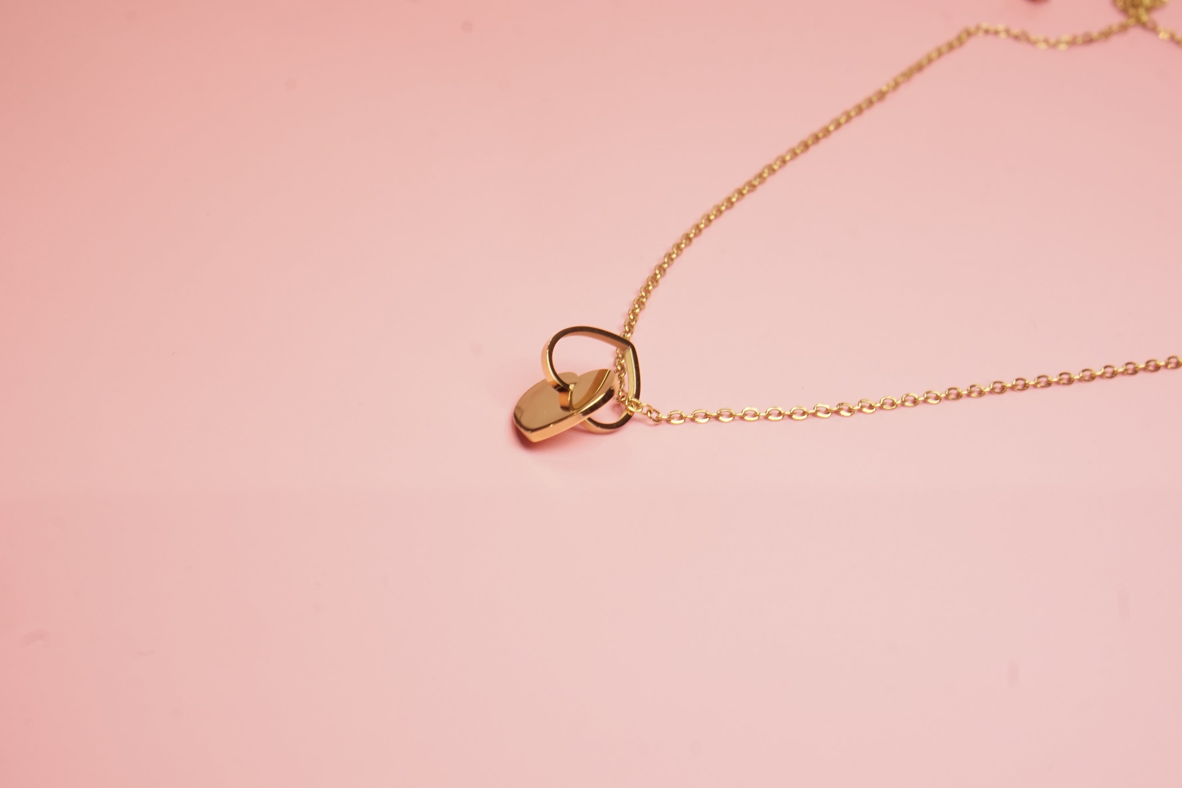 COLLAR DE CORAZONES ENTRELAZADOS 50-55CM/19CM