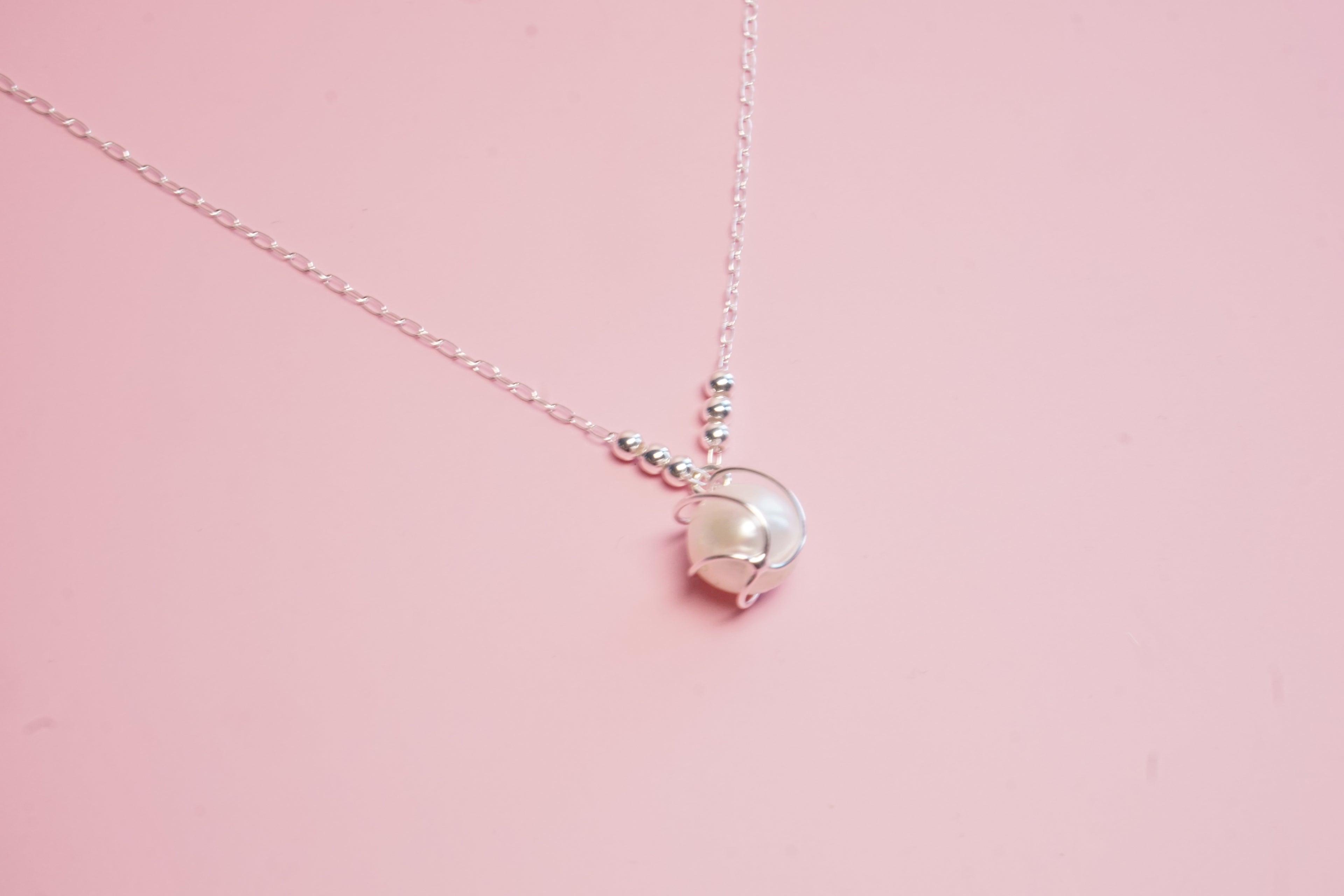 Collar plata y perla de rio