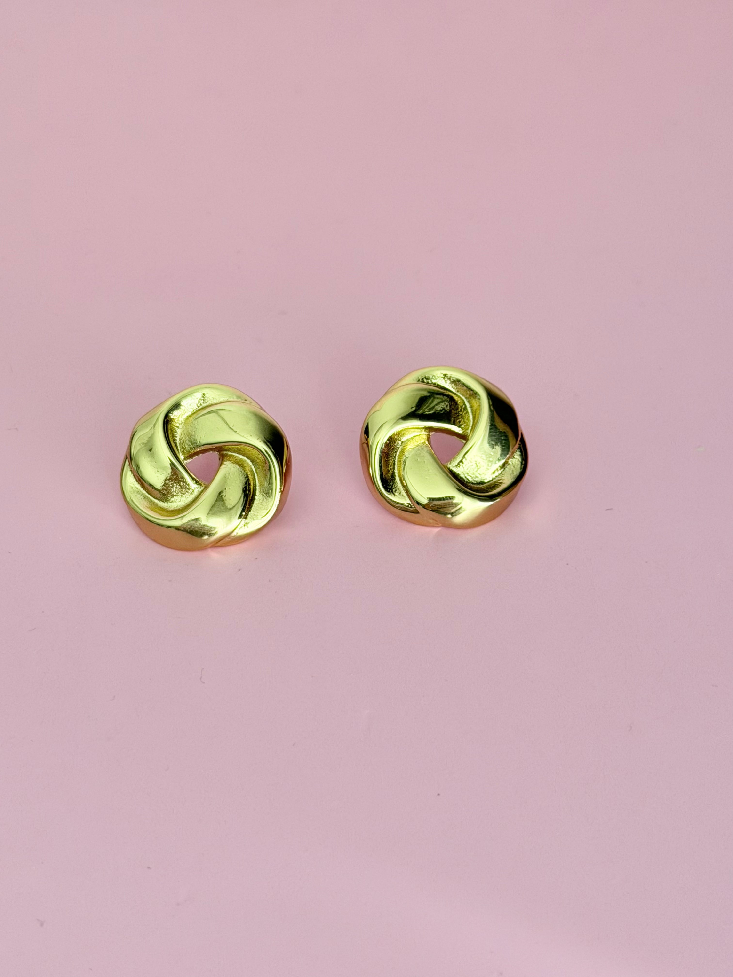 Swirl earrings