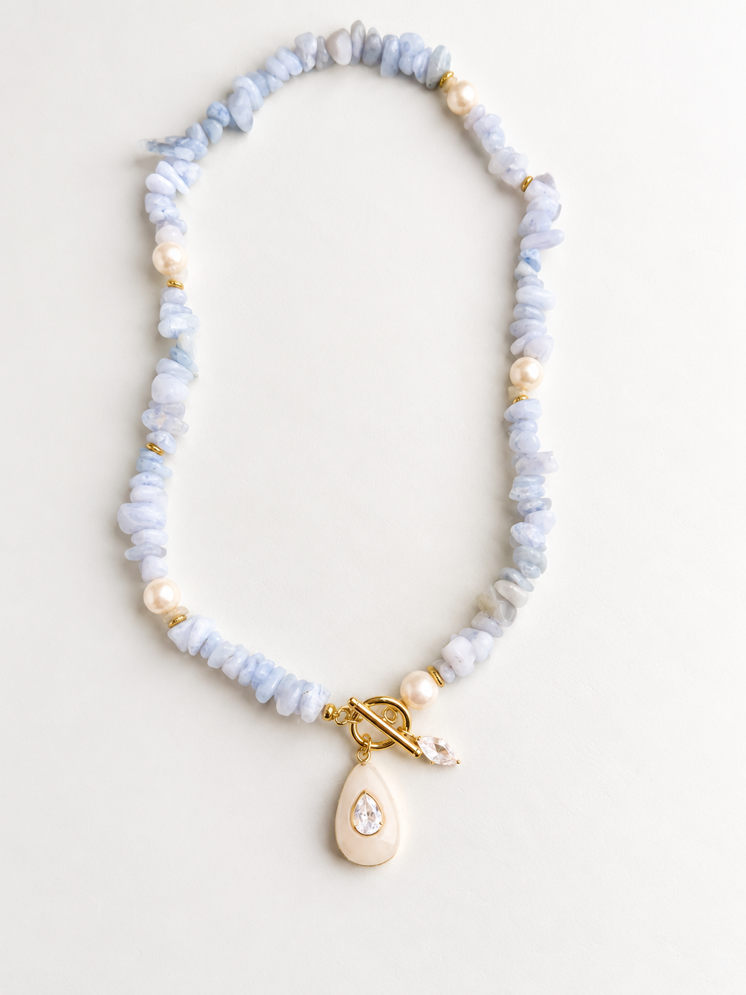 collar de cuentas de piedras naturales con colguijes