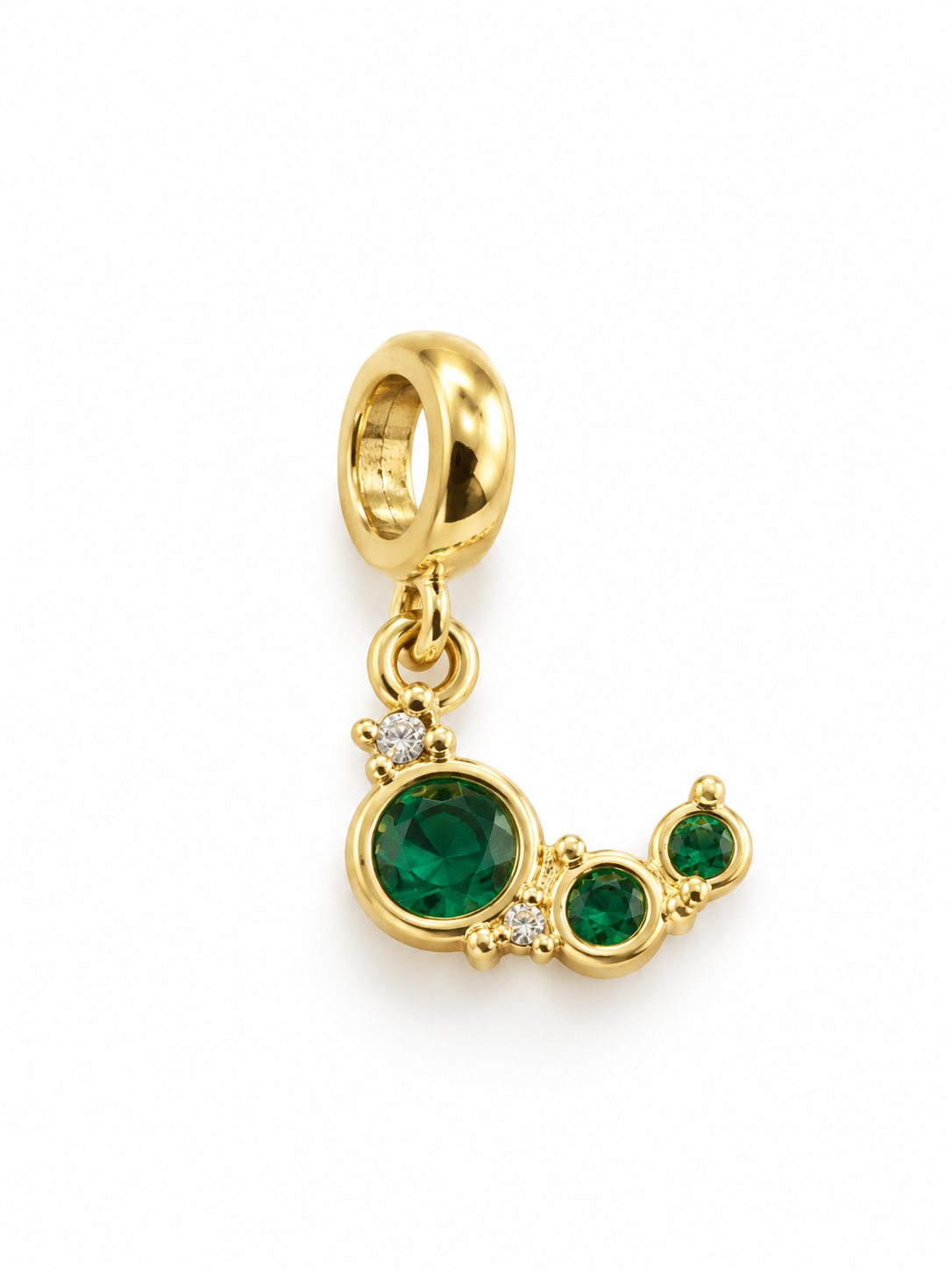 Charm oruga piedras verdes