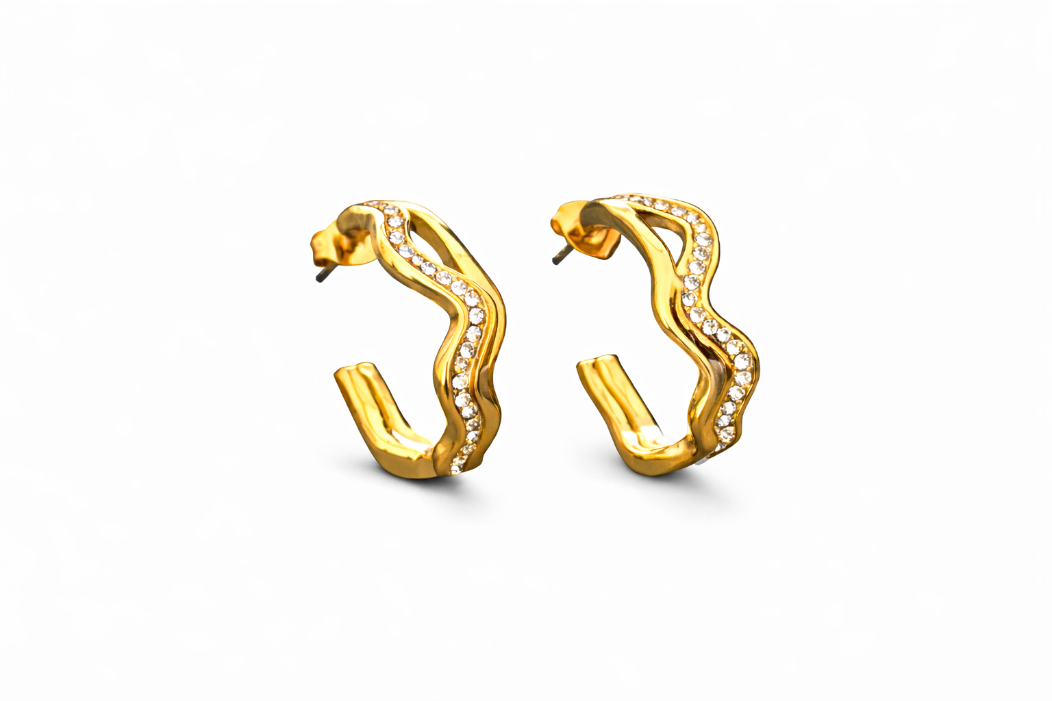 Arracada wavy con zirconias