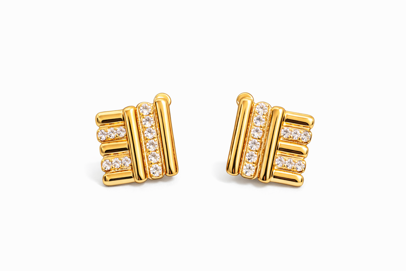 Aretes cuadrados zirconias ch14k
