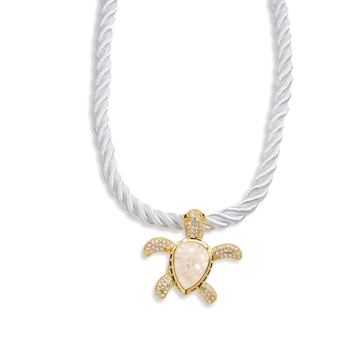 Collar cordon torzal blanco con tortuga de madre perla con zirconias