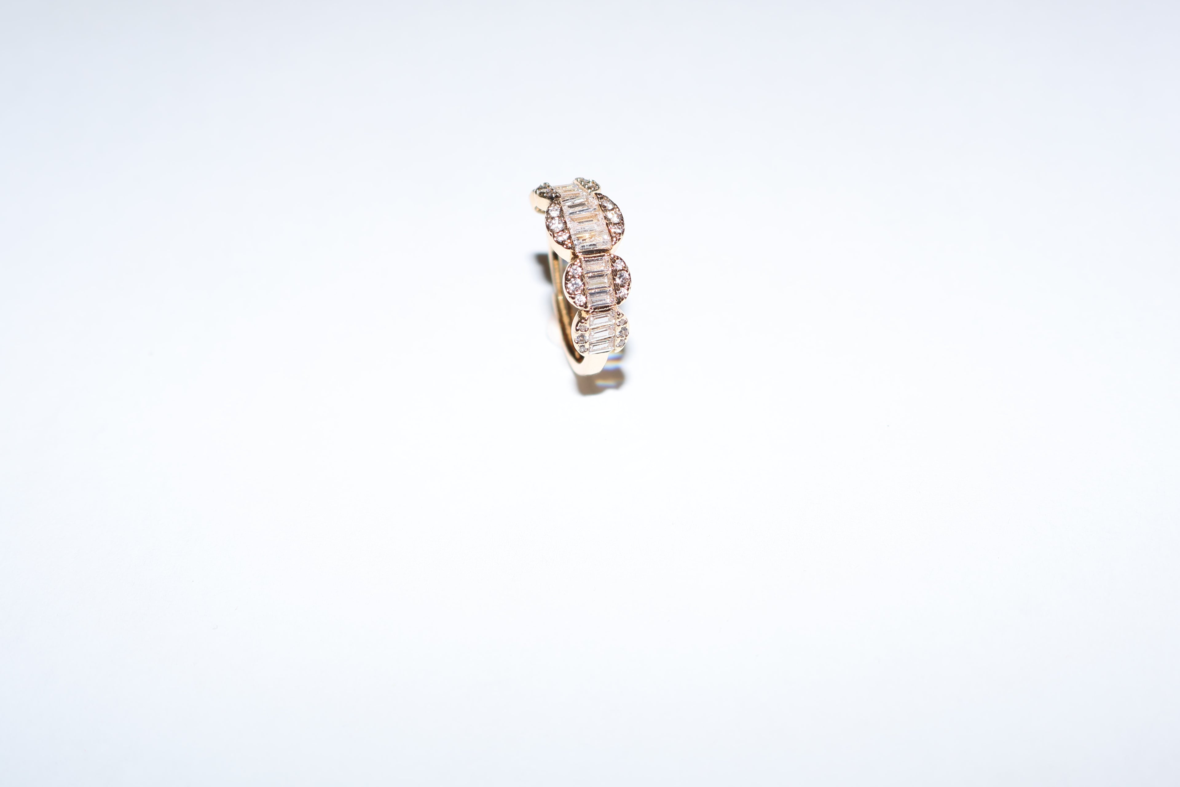 Anillo cuadros brillosos