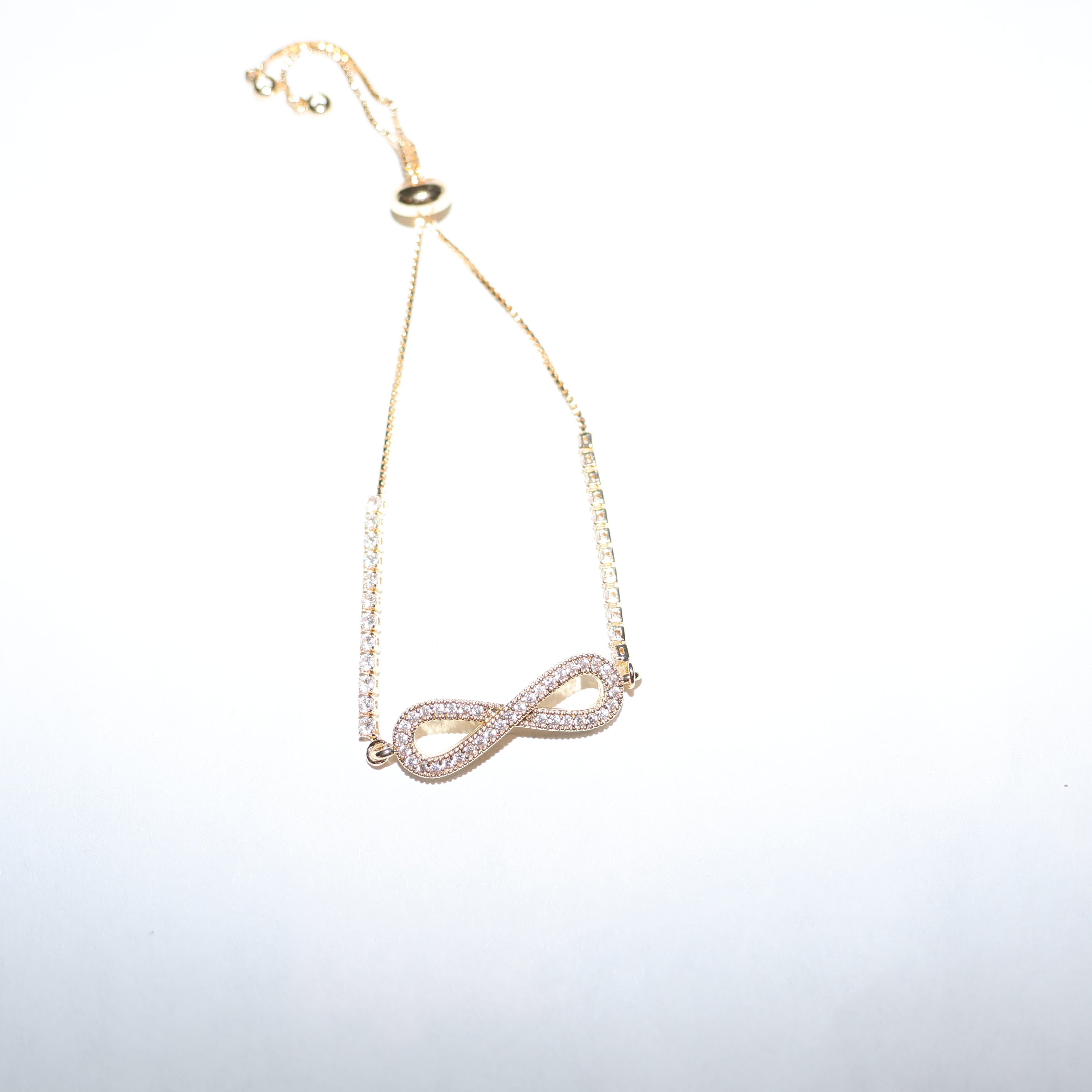 Pulsera tipo tennis con infinito
