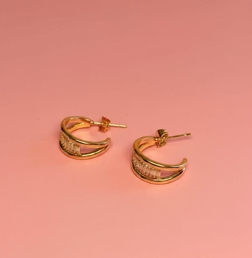 MEDIA ARRACADA LINEA DOBLE Y CIRCONIAS RECTANG