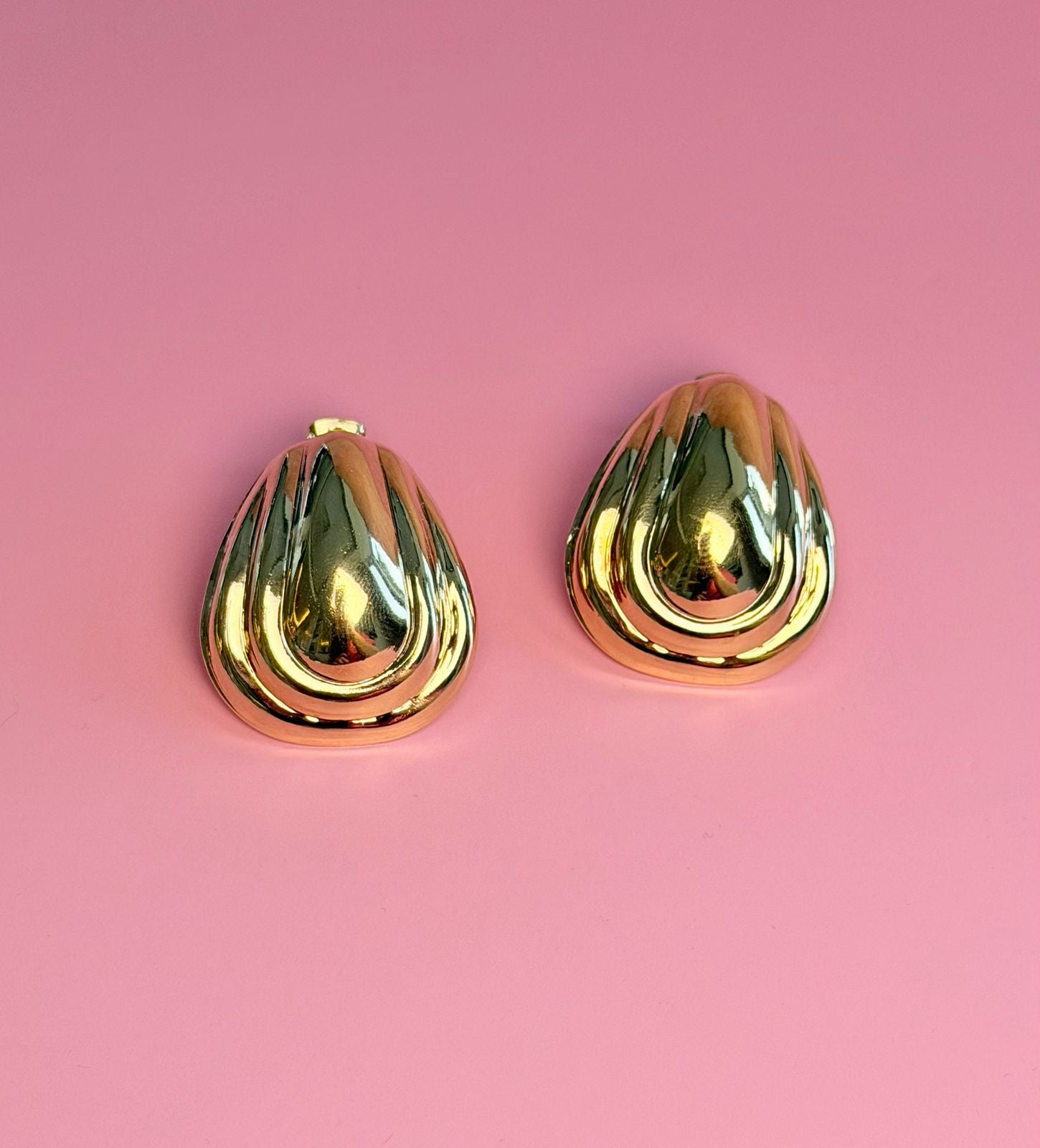Aretes chunky chapa de oro 18k