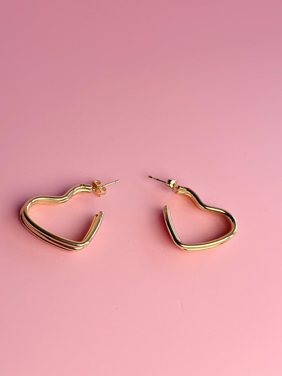 ARETES CORAZON MAXIMALISTA CHAPA DE ORO 18K