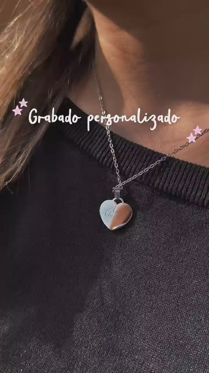 COLLAR MEDALLA PLATEADA pequeña